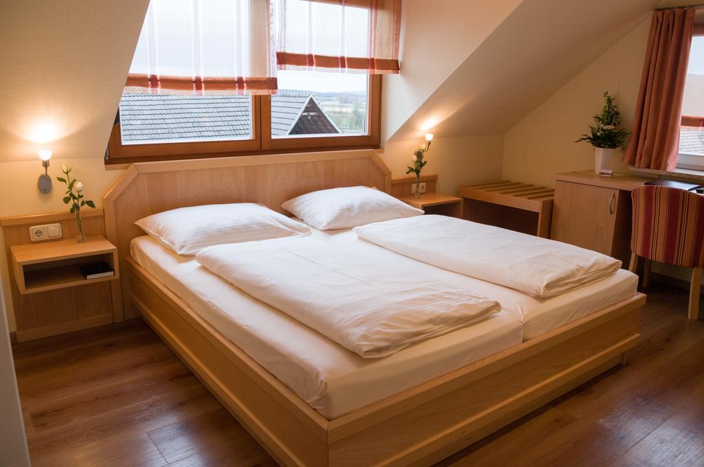 Hotel Schwarzes Ross ชวาร์ซอัคอัมไมน์ ภายนอก รูปภาพ