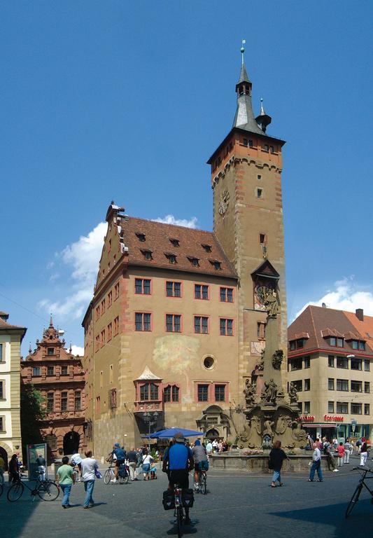 Hotel Schwarzes Ross ชวาร์ซอัคอัมไมน์ ภายนอก รูปภาพ