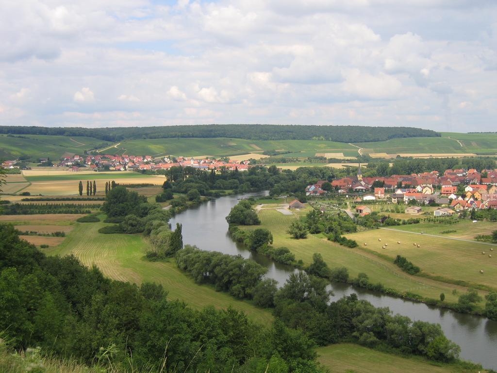 Hotel Schwarzes Ross ชวาร์ซอัคอัมไมน์ ภายนอก รูปภาพ