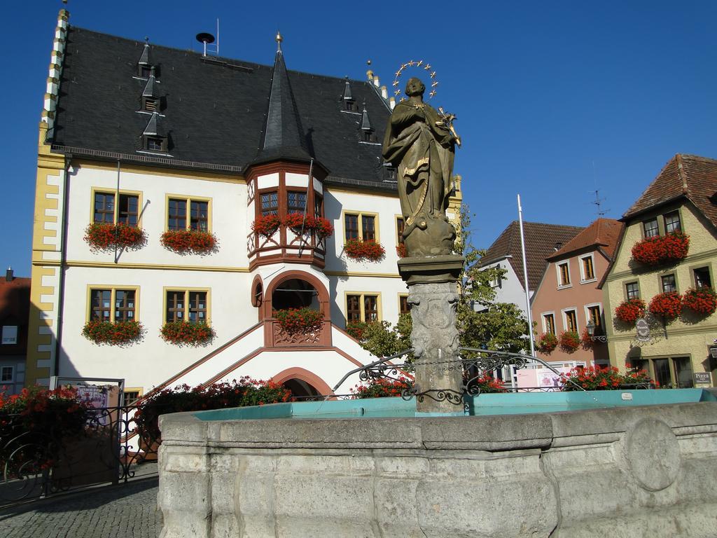 Hotel Schwarzes Ross ชวาร์ซอัคอัมไมน์ ภายนอก รูปภาพ
